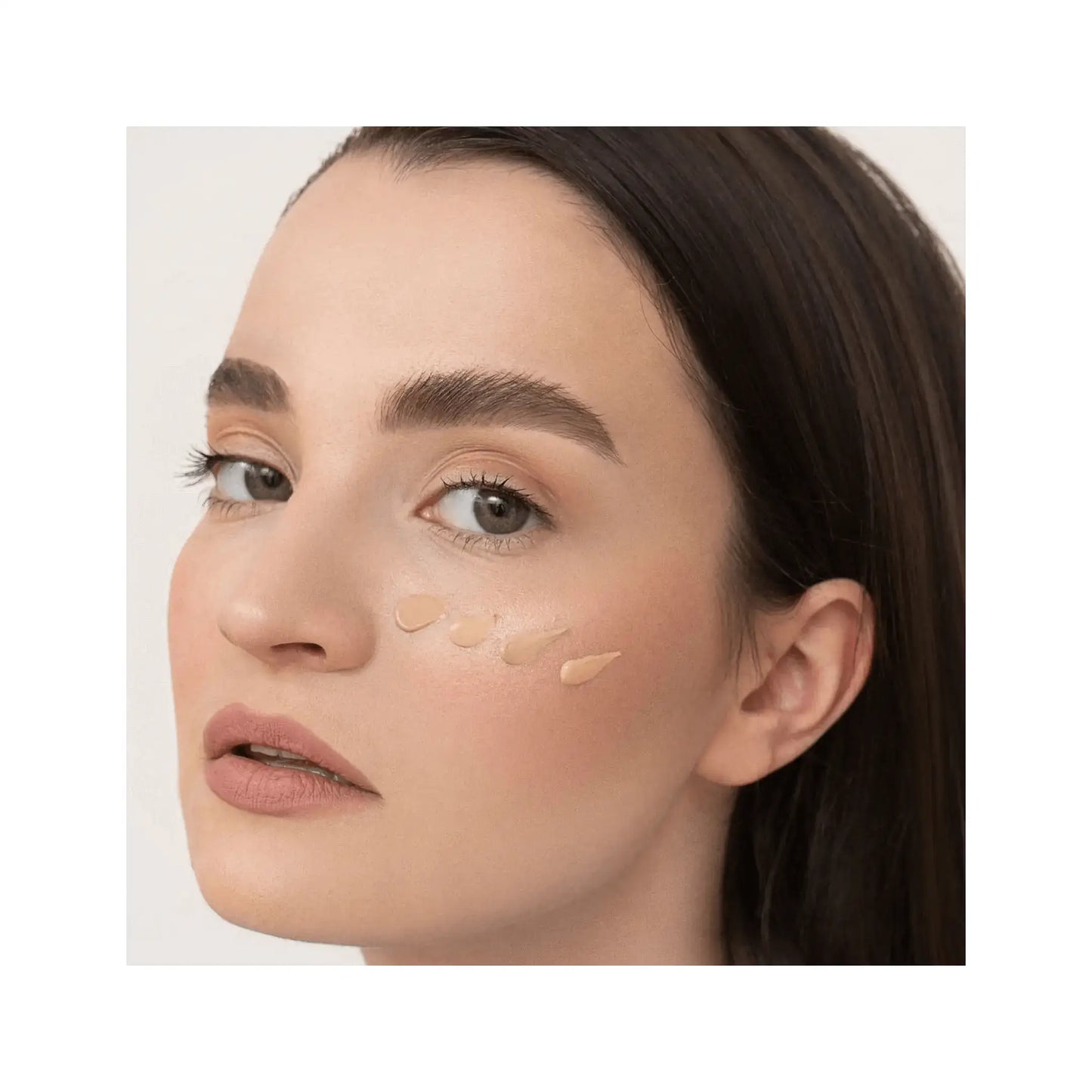 BB крем для обличчя Smooth Skin 24H Тональна основа