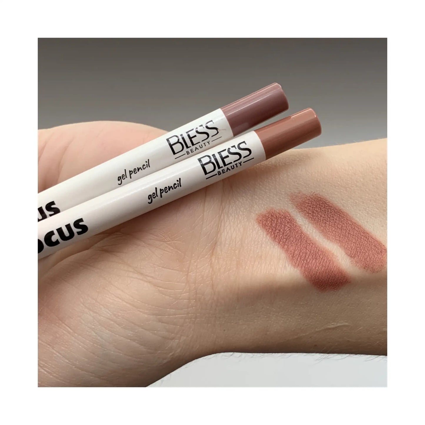 Олівець гелевий для губ Lips Focus - Олівець для губ