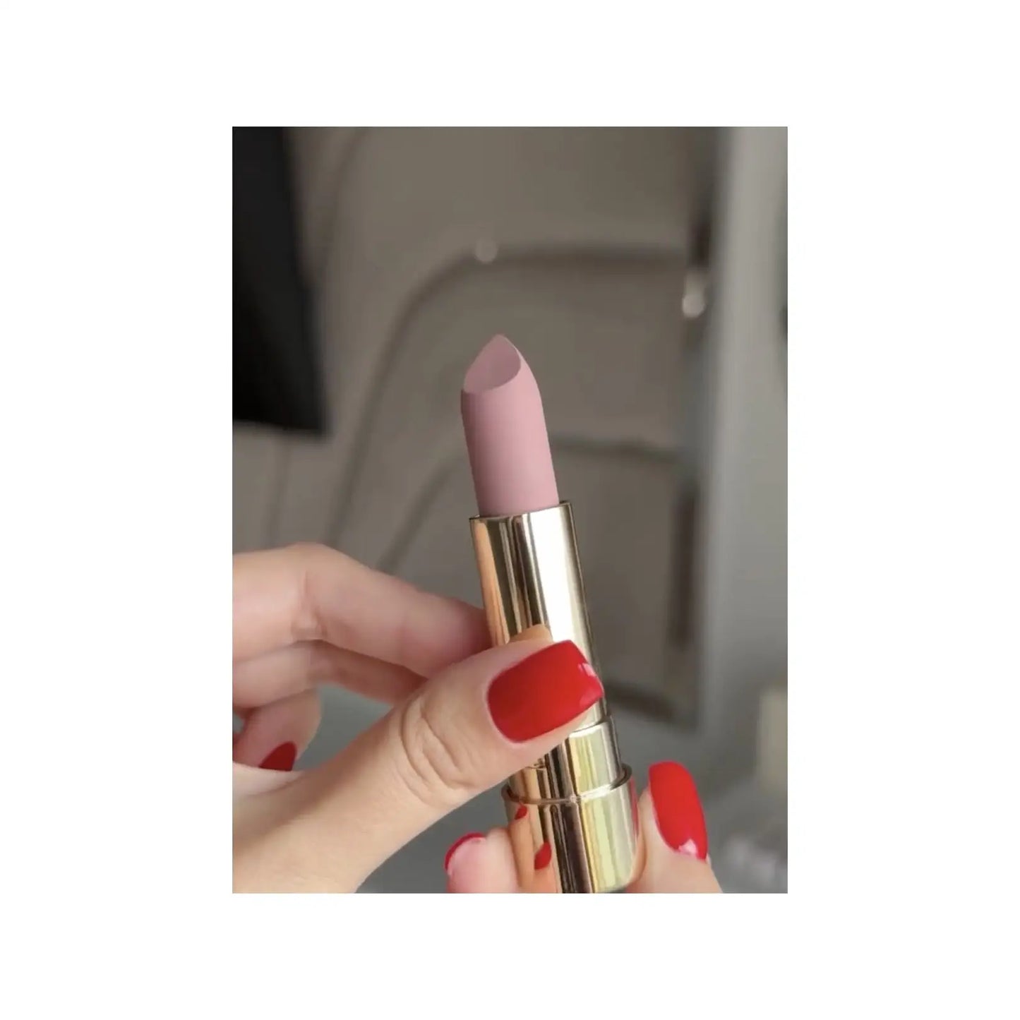 Помада для губ матова Pro HD Soft Matte - Помади для губ
