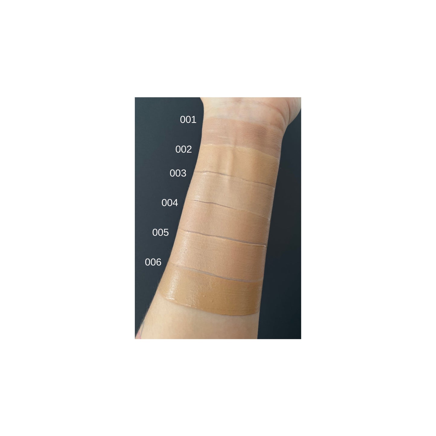 Тональна основа Natural Matte